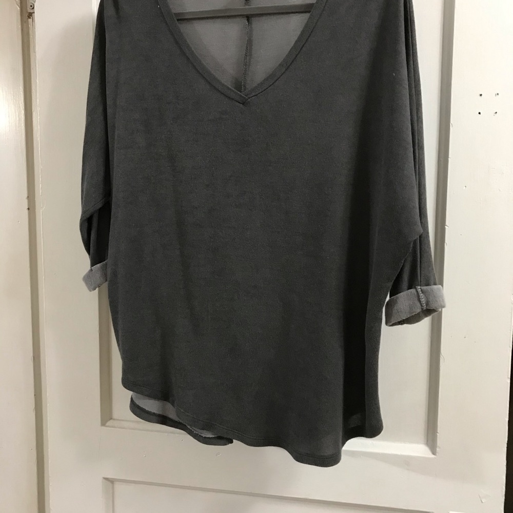 Gray top
